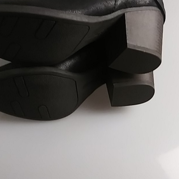 Fergalicious by Fergie Boots - Picture 4 of 5